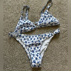 Blue flower bikini set size L